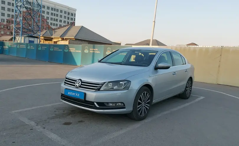 Volkswagen Passat 2011 года за 6 500 000 тг. в Шымкент