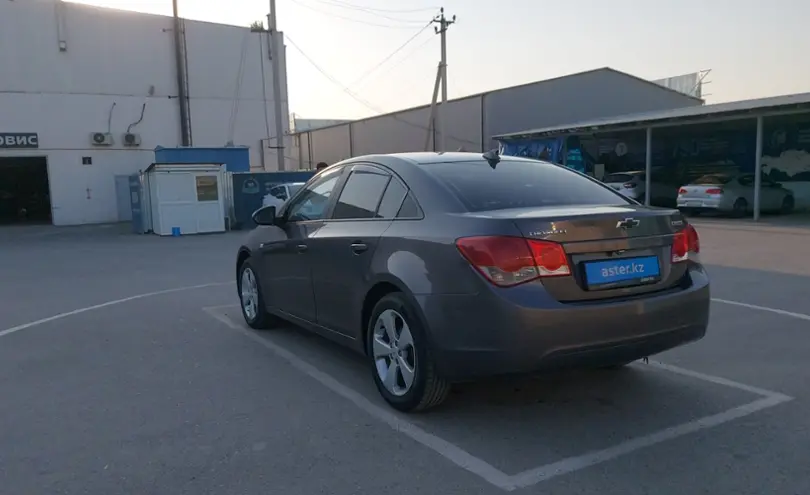Chevrolet Cruze 2011 года за 3 500 000 тг. в Шымкент фото 4