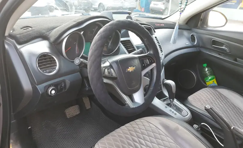 Chevrolet Cruze 2011 года за 3 500 000 тг. в Шымкент фото 5