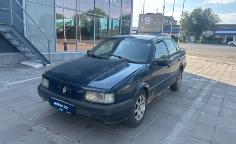 Volkswagen Passat 1990 года за 500 000 тг. в Уральск