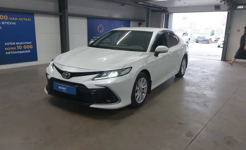 Toyota Camry 2023 года за 15 000 000 тг. в Астана