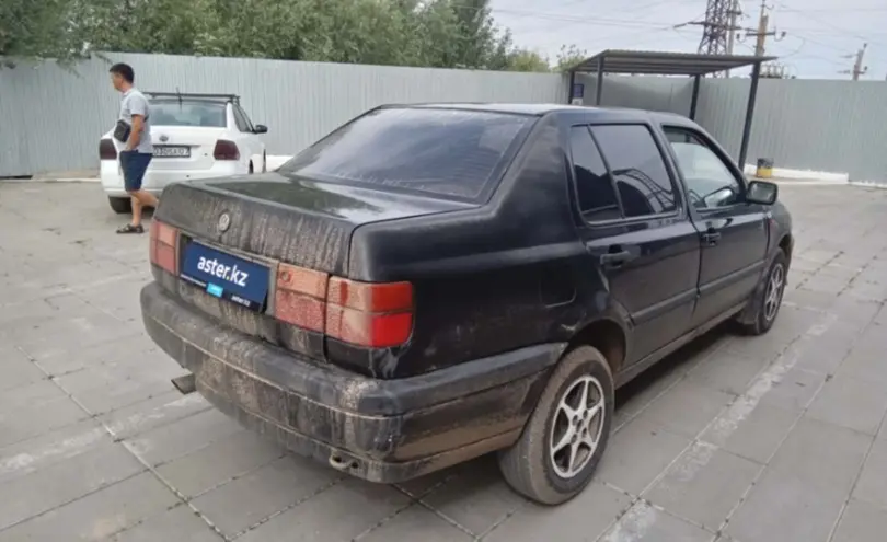 Volkswagen Vento 1992 года за 1 000 000 тг. в Уральск фото 5
