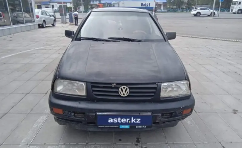 Volkswagen Vento 1992 года за 1 000 000 тг. в Уральск фото 2