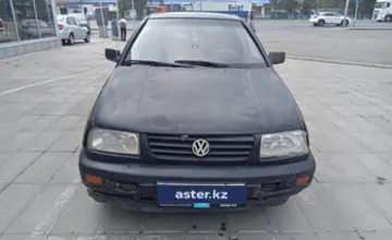 Volkswagen Vento 1992 года за 1 000 000 тг. в Уральск фото 2