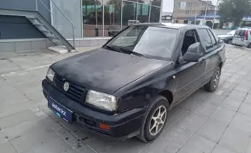 Volkswagen Vento 1992 года за 1 000 000 тг. в Уральск фото 1