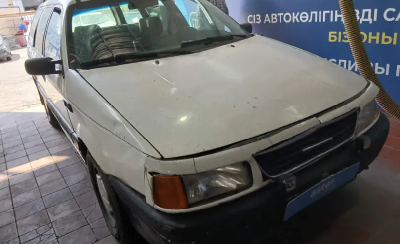 Volkswagen Passat 1990 года за 700 000 тг. в Астана фото 3
