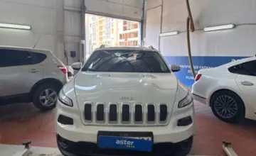 Jeep Cherokee 2014 года за 11 500 000 тг. в Астана фото 2