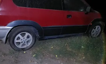 Mitsubishi RVR 1998