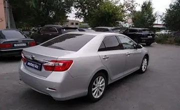 Toyota Camry 2013