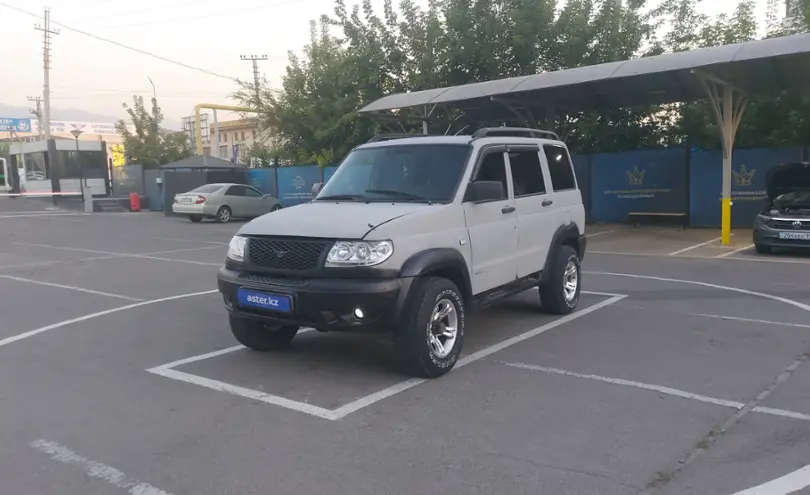 УАЗ Patriot 2014 года за 3 000 000 тг. в Алматы