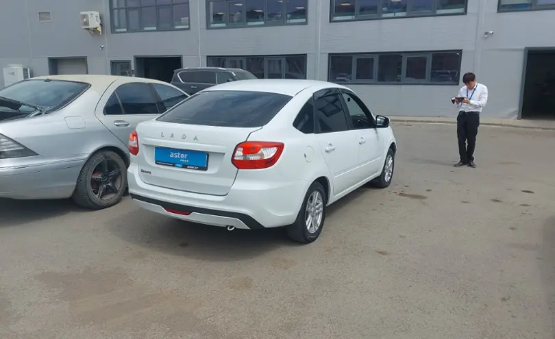 LADA (ВАЗ) Granta 2023 года за 5 000 000 тг. в Астана фото 3