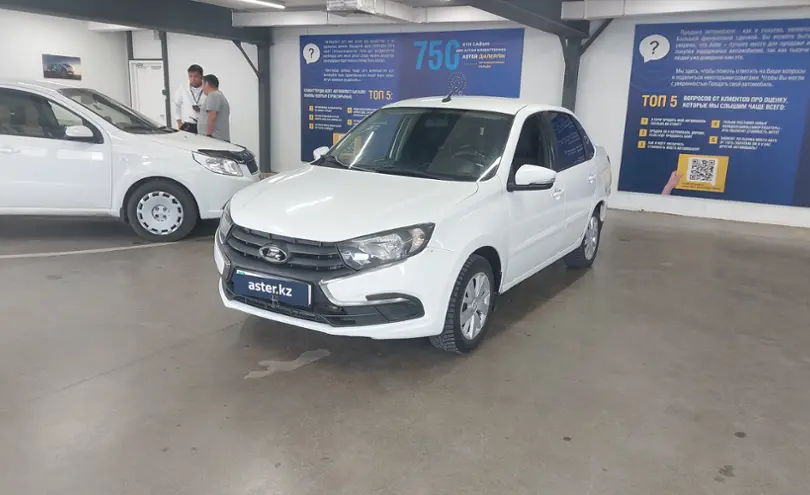 LADA (ВАЗ) Granta 2019 года за 3 800 000 тг. в Астана