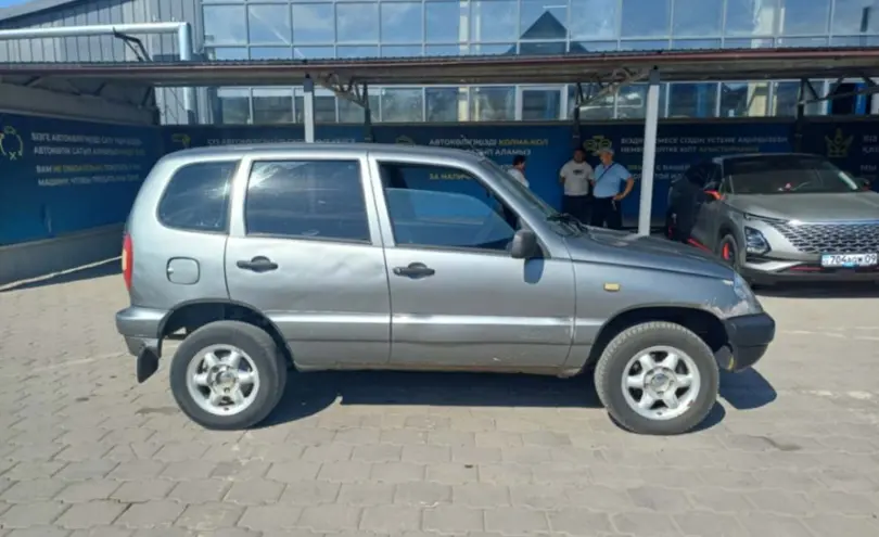 Chevrolet Niva 2007 года за 1 500 000 тг. в Караганда фото 4