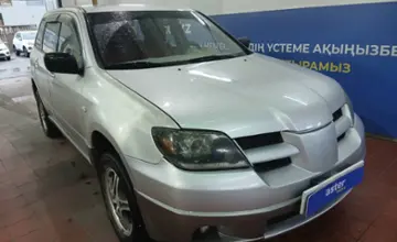 Mitsubishi Outlander 2003 года за 5 000 000 тг. в Астана фото 3
