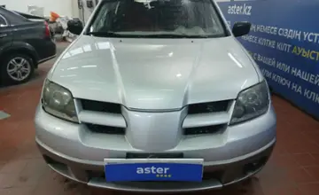 Mitsubishi Outlander 2003 года за 5 000 000 тг. в Астана фото 2