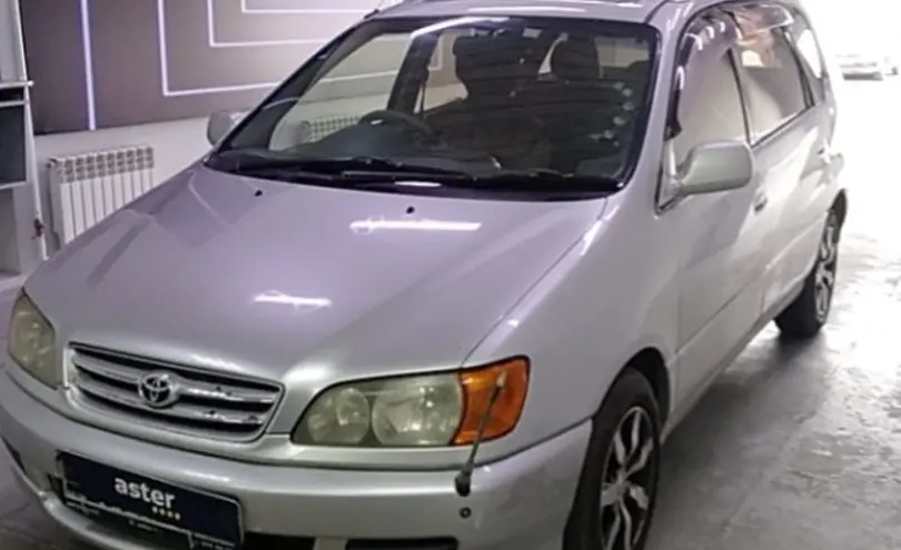 Toyota Ipsum 1998 года за 3 500 000 тг. в Павлодар