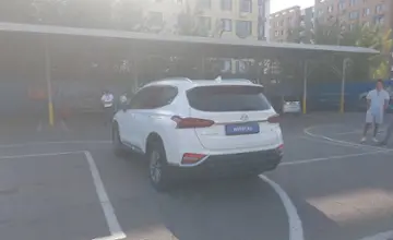 Hyundai Santa Fe 2020 года за 15 000 000 тг. в Алматы фото 4
