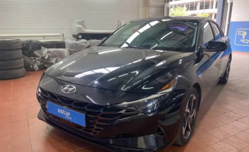 Hyundai Elantra 2023 года за 12 000 000 тг. в Астана