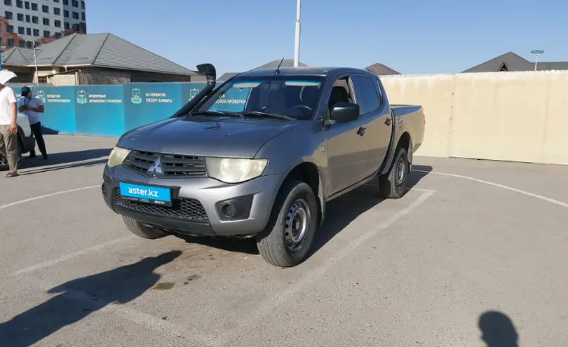 Mitsubishi L200 2015 года за 7 000 000 тг. в Шымкент