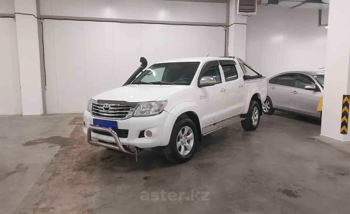 2013 Toyota Hilux