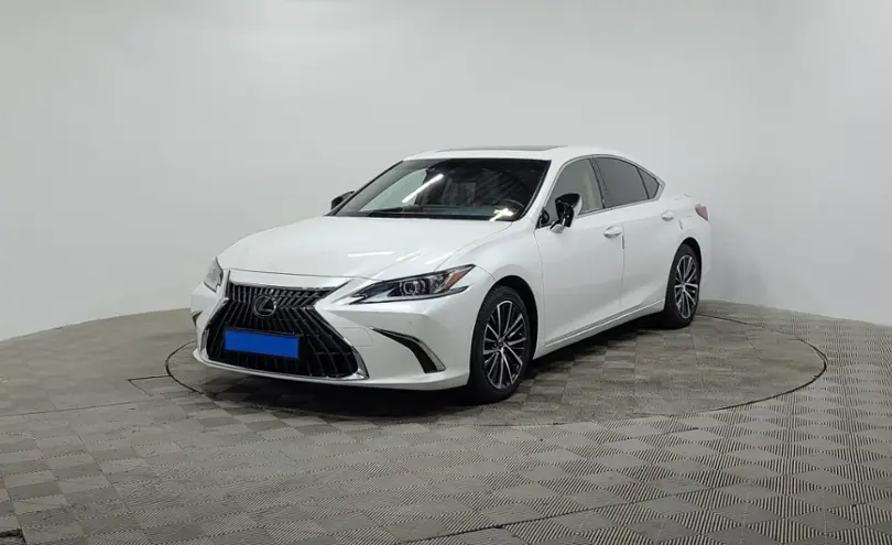 Lexus ES 2022 года за 28 400 000 тг. в Алматы