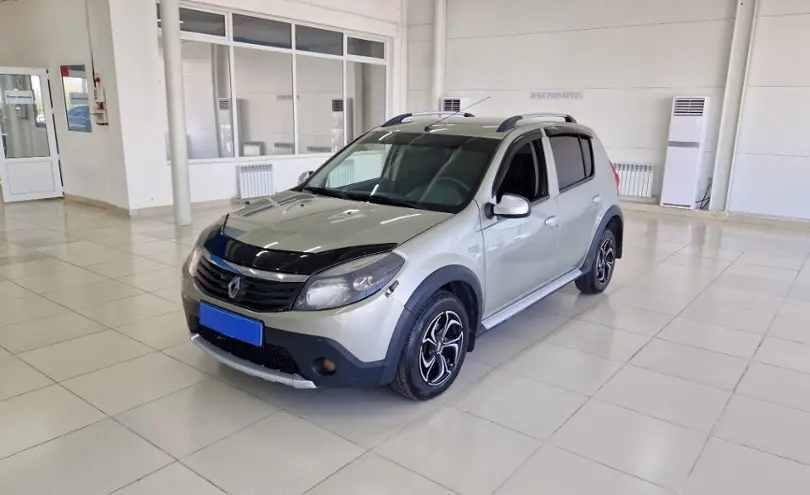 Renault Sandero 2014 года за 3 950 000 тг. в Талдыкорган