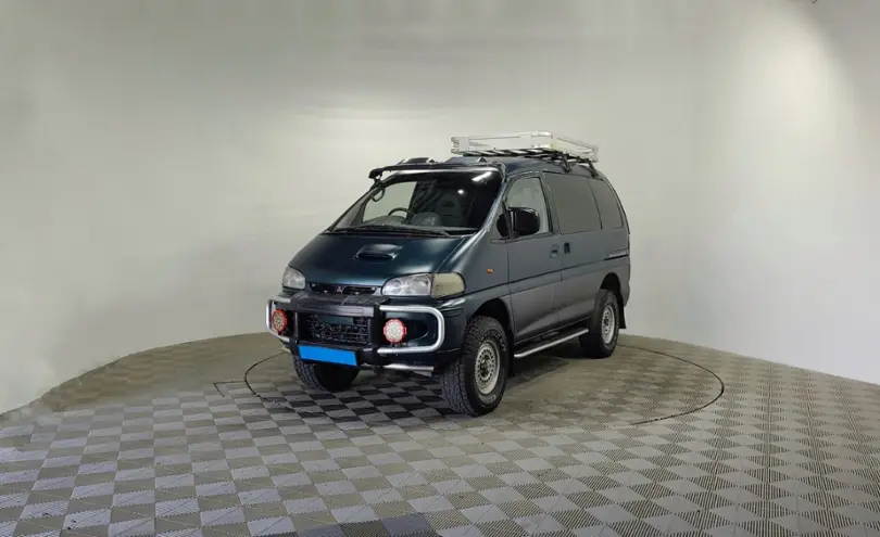 Mitsubishi Delica 1995 года за 1 990 000 тг. в Алматы