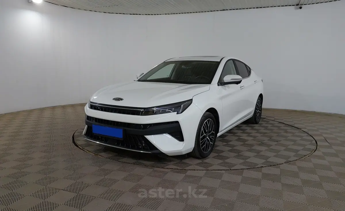 2024 JAC J7