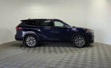 Toyota Highlander 2021 года за 26 000 000 тг. в Алматы фото 4
