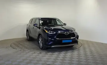 Toyota Highlander 2021 года за 26 000 000 тг. в Алматы фото 3