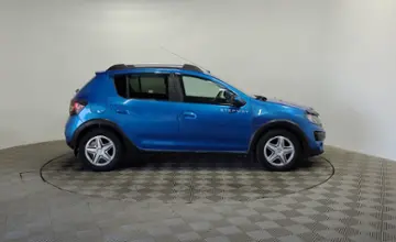 Renault Sandero 2015 года за 2 890 000 тг. в Алматы фото 4
