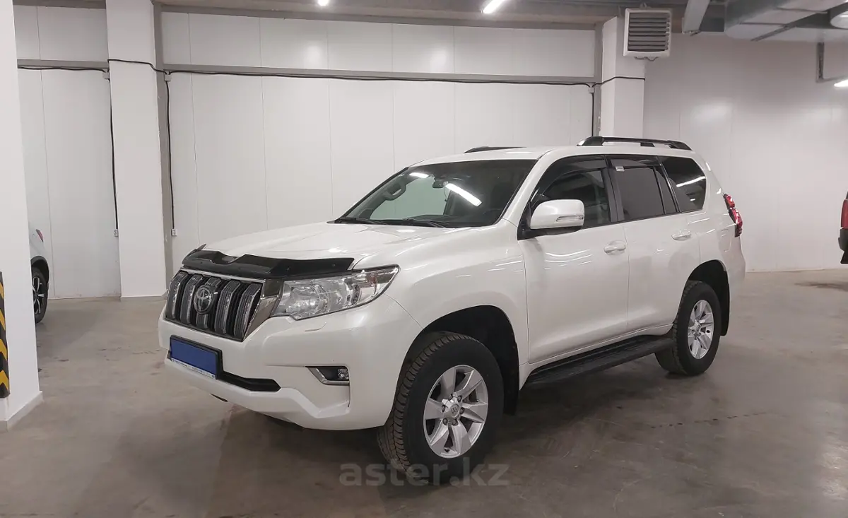 2020 Toyota Land Cruiser Prado
