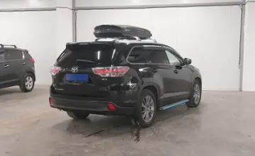 Toyota Highlander 2015 года за 14 390 000 тг. в Астана