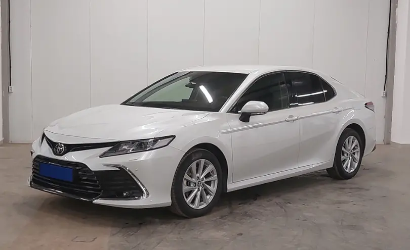 Toyota Camry 2024 года за 20 000 000 тг. в Астана