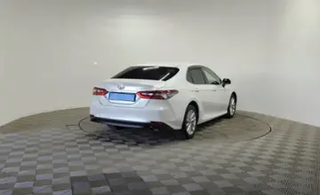 Toyota Camry 2023 года за 14 500 000 тг. в Алматы