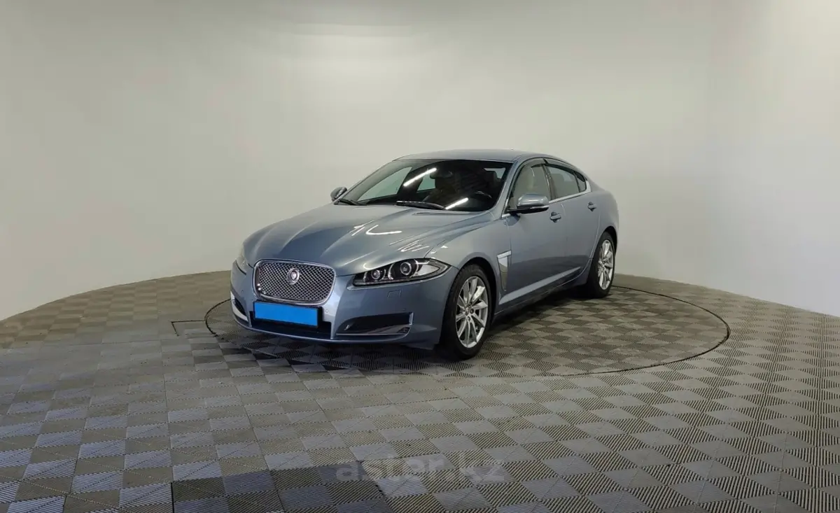 2013 Jaguar XF