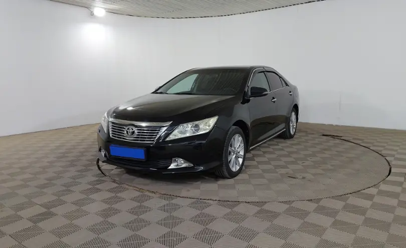 Toyota Camry 2013 года за 9 490 000 тг. в Шымкент