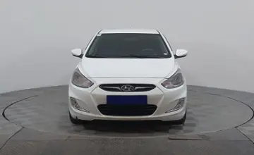 Hyundai Solaris 2012 года за 5 090 000 тг. в Астана фото 2