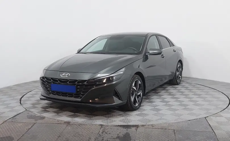 Hyundai Elantra 2023 года за 9 990 000 тг. в Астана