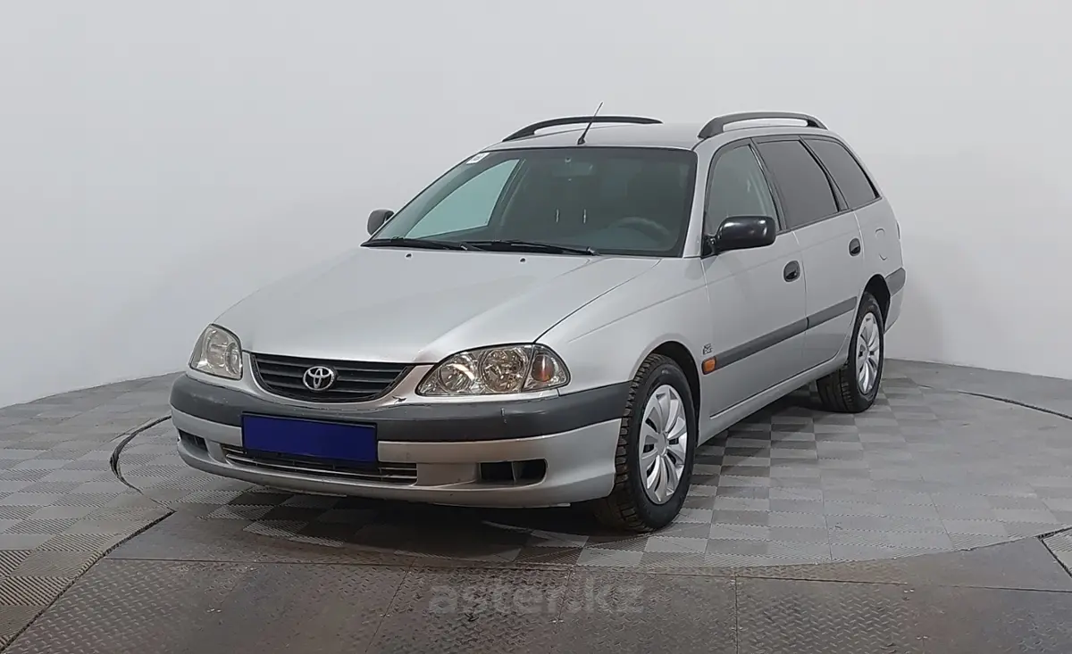 2001 Toyota Avensis