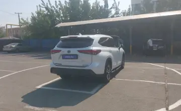 Toyota Highlander 2022 года за 25 000 000 тг. в Алматы фото 3