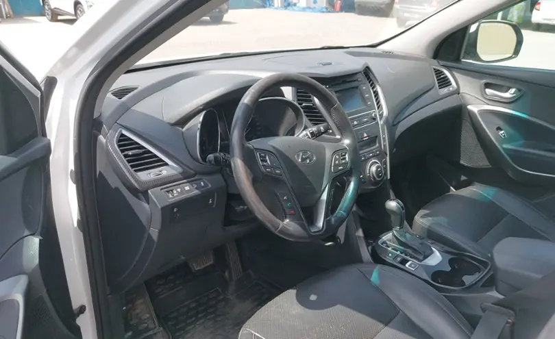 Hyundai Santa Fe 2017 года за 9 000 000 тг. в Шымкент фото 5
