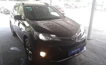 Toyota RAV4 2015 года за 10 100 000 тг. в Алматы фото 3