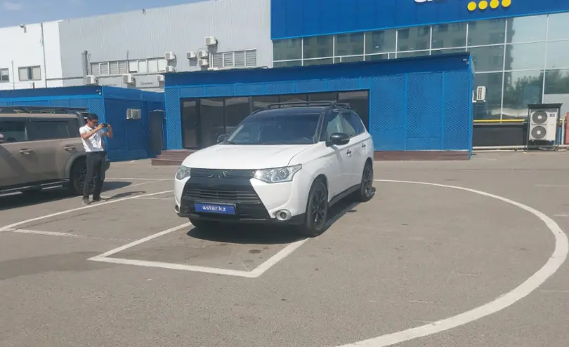 Mitsubishi Outlander 2012 года за 7 500 000 тг. в Алматы