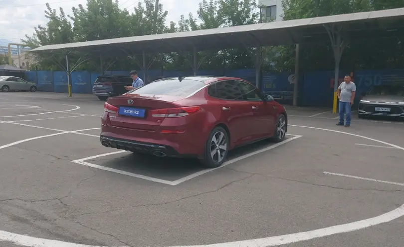 Kia Optima 2018 года за 9 400 000 тг. в Алматы фото 3