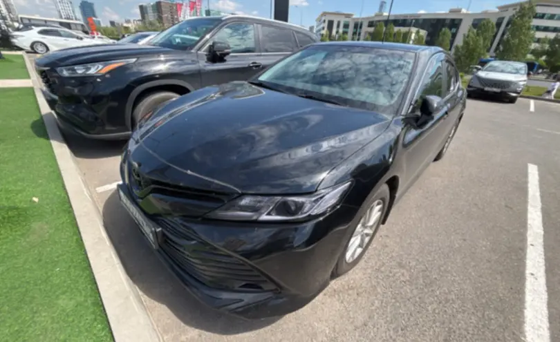 Toyota Camry 2019 года за 12 500 000 тг. в Астана