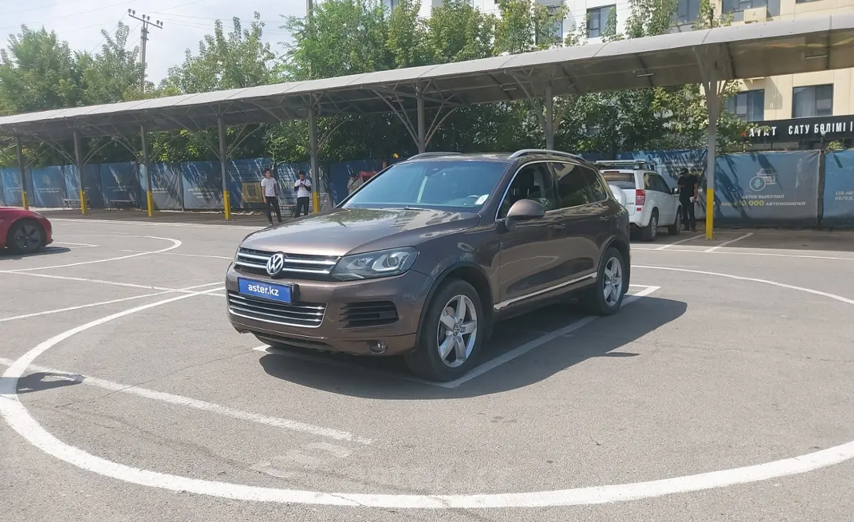 Volkswagen Touareg 2010 года за 10 500 000 тг. в Алматы