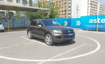 Volkswagen Touareg 2010 года за 10 500 000 тг. в Алматы фото 2