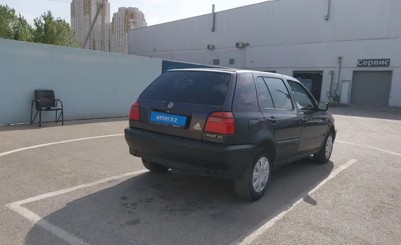 Volkswagen Golf 1997 года за 1 050 000 тг. в Шымкент фото 3