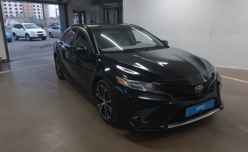 Toyota Camry 2020 года за 12 800 000 тг. в Астана фото 2